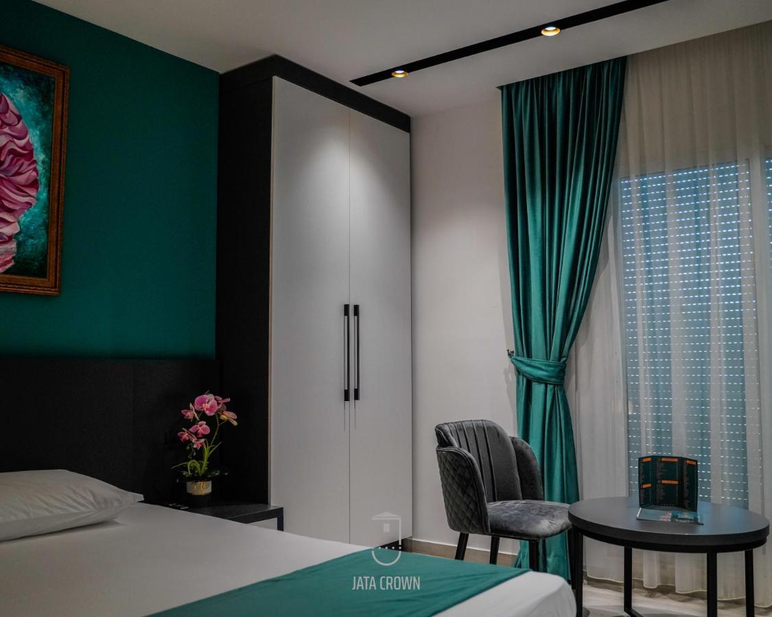 Jata Crown Hotel Tirana Esterno foto