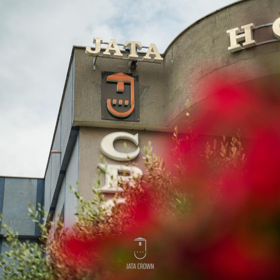 Jata Crown Hotel Tirana Esterno foto