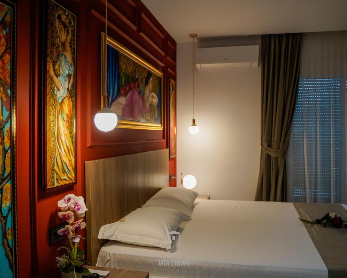 Jata Crown Hotel Tirana Esterno foto
